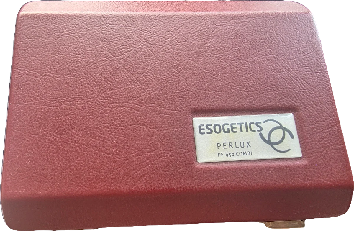 The closed burgundy Perlux PF-450 COMBI case